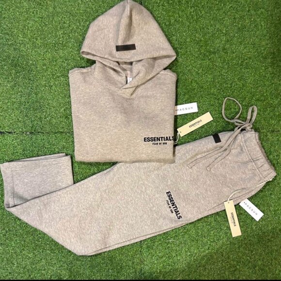 essentials dark oat set new large